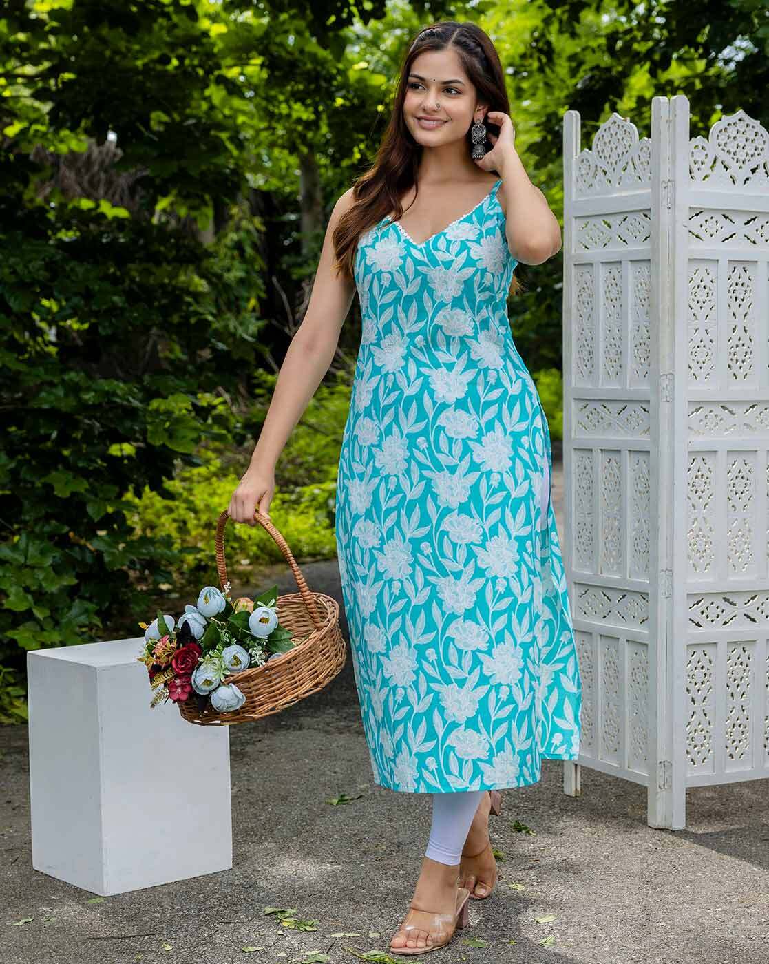 Women Floral Print Pure Cotton Straight Sleeveless Kurta