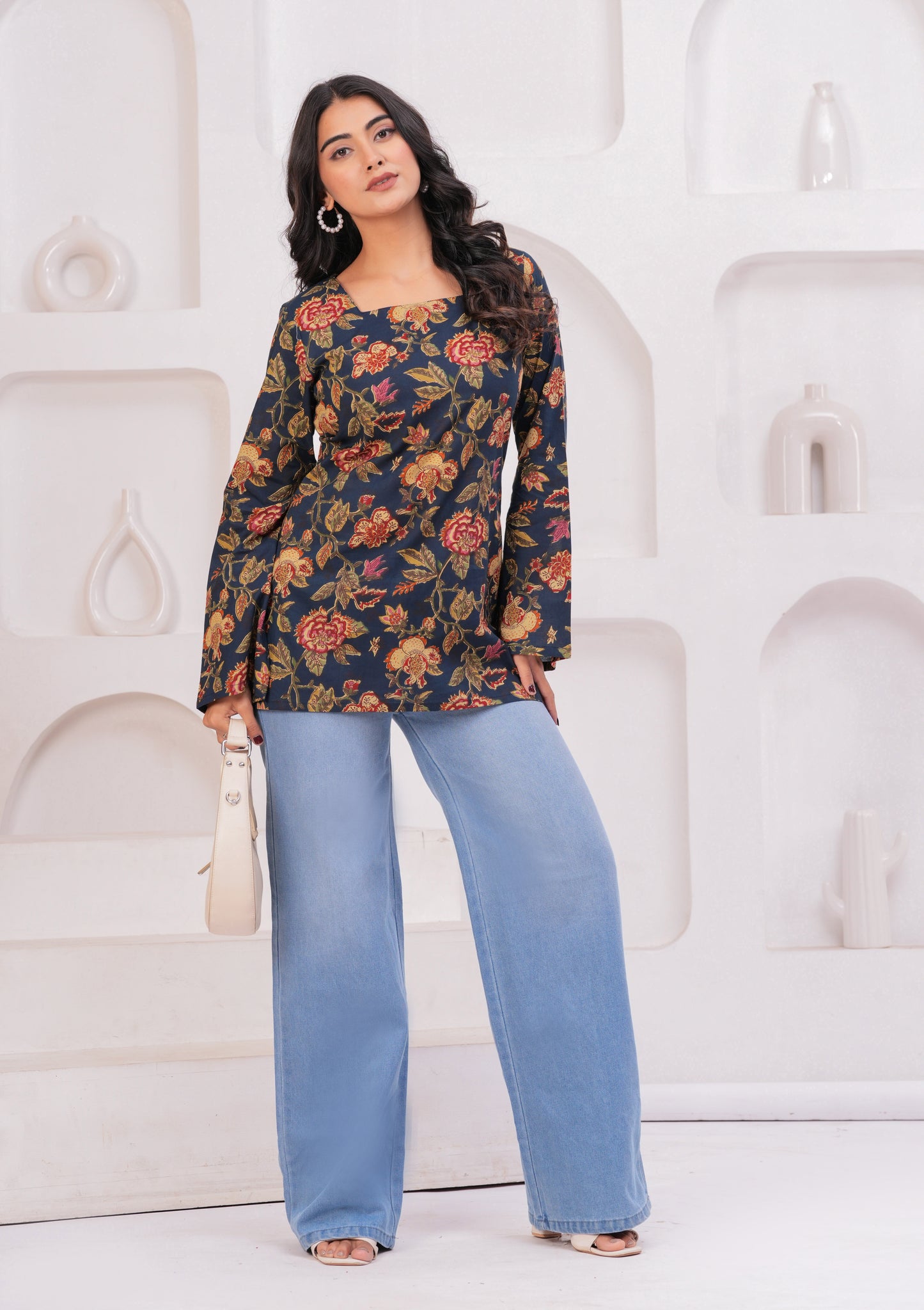 Bellnow Trendy Square Neck Printed Top for Women