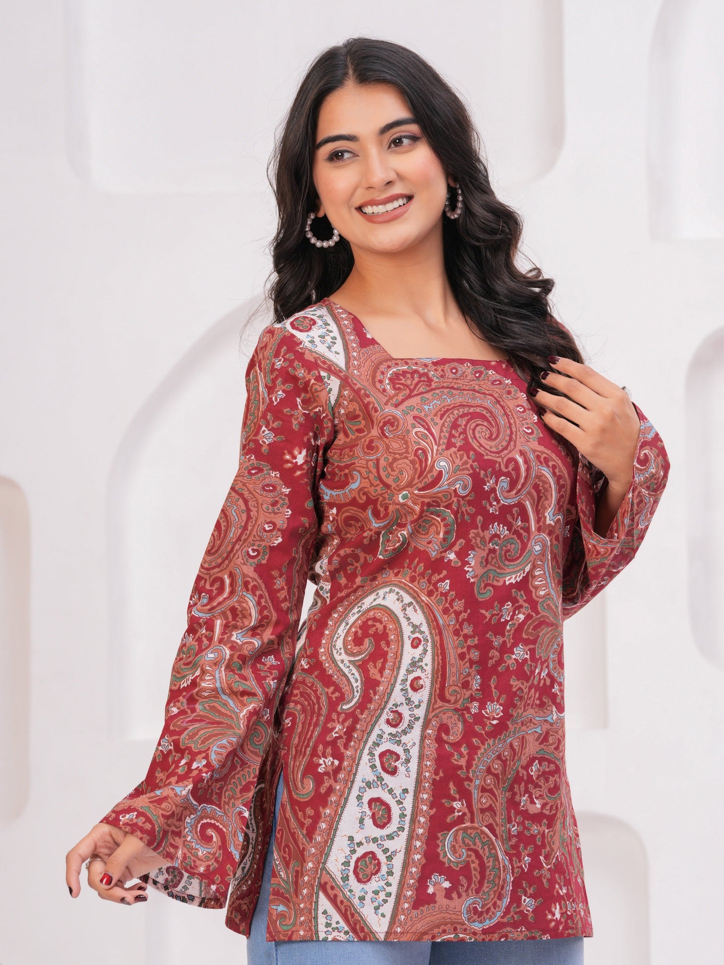 Bellnow Trendy Square Neck Printed Top for Women