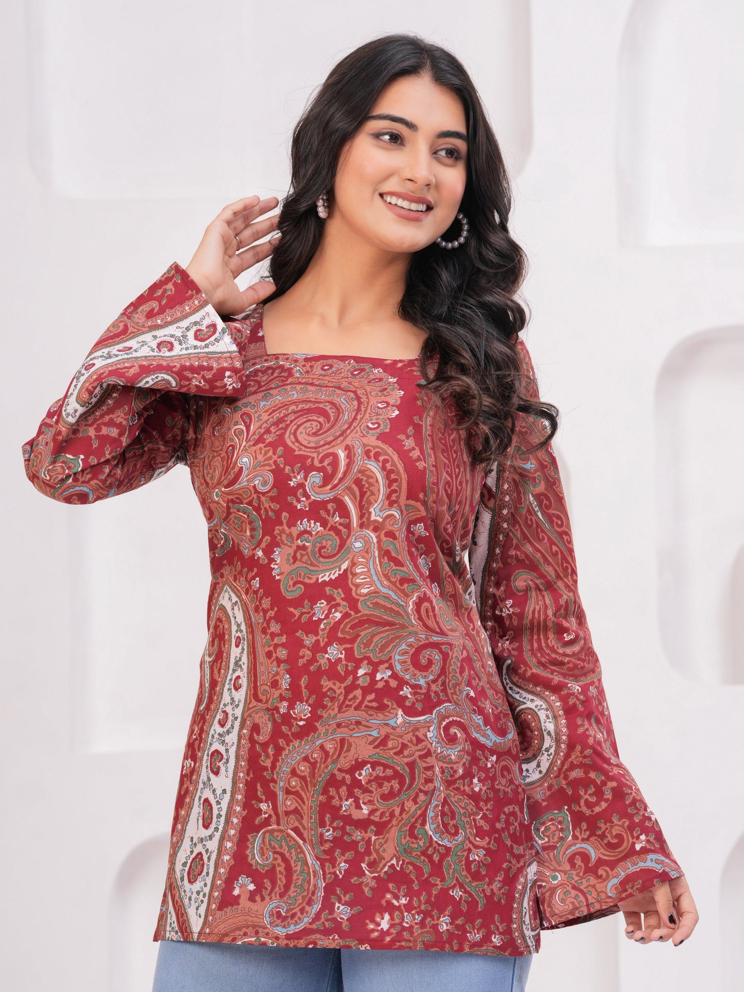 Bellnow Trendy Square Neck Printed Top for Women