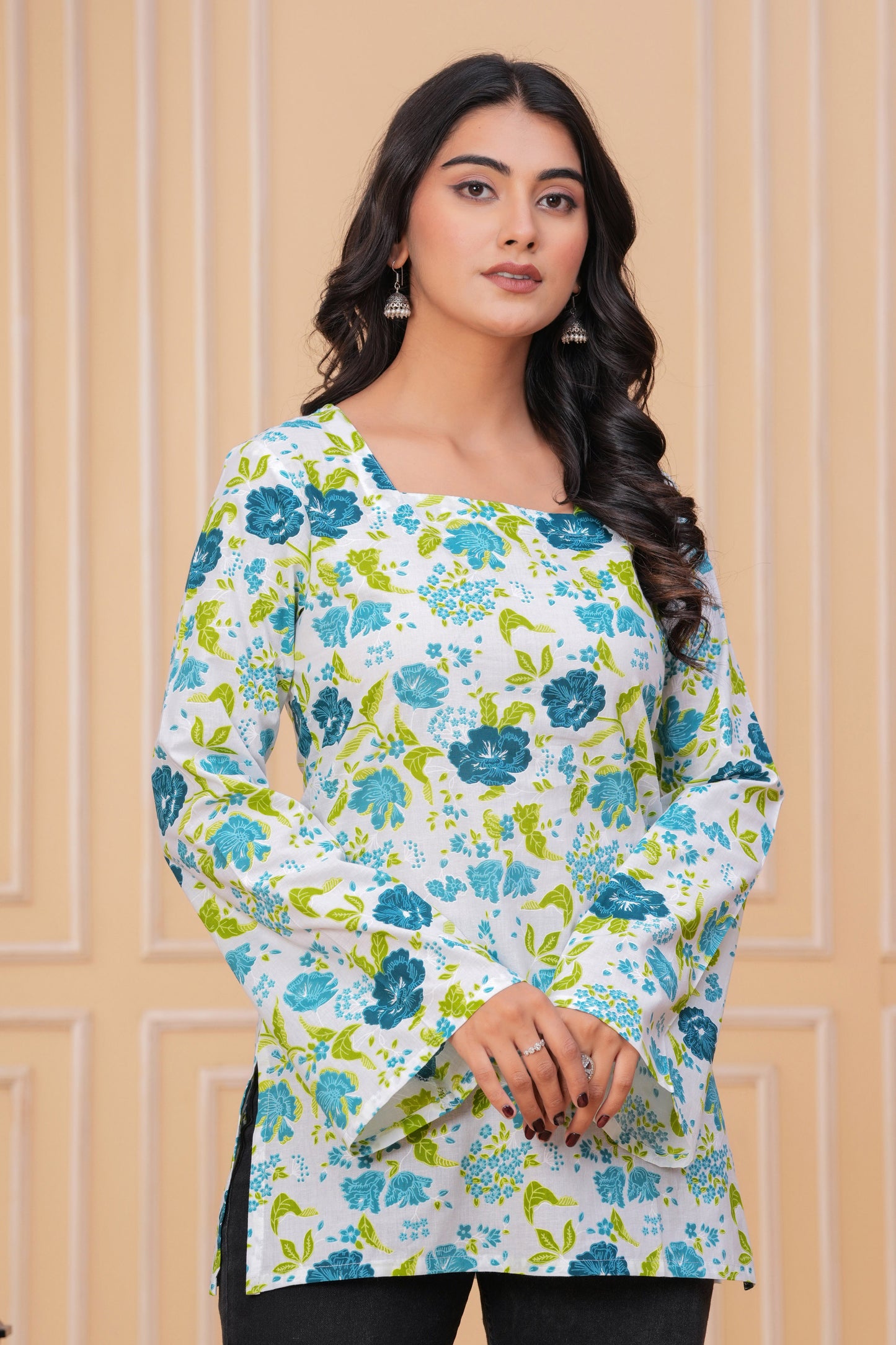 Bellnow Trendy Square Neck Printed Top for Women