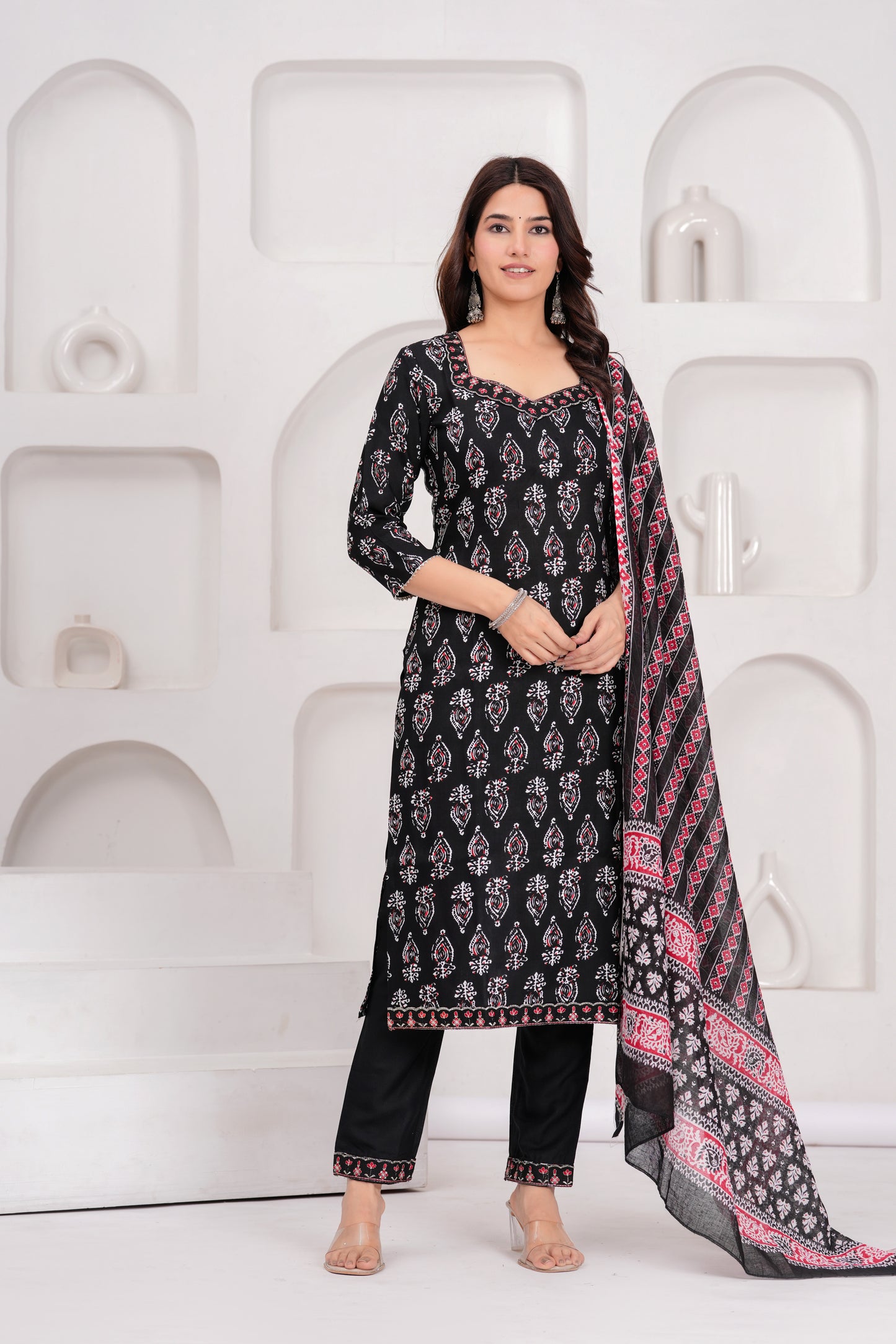 Black & Red Printed Kurta Set with Dupatta – Elegant Ethnic Wear