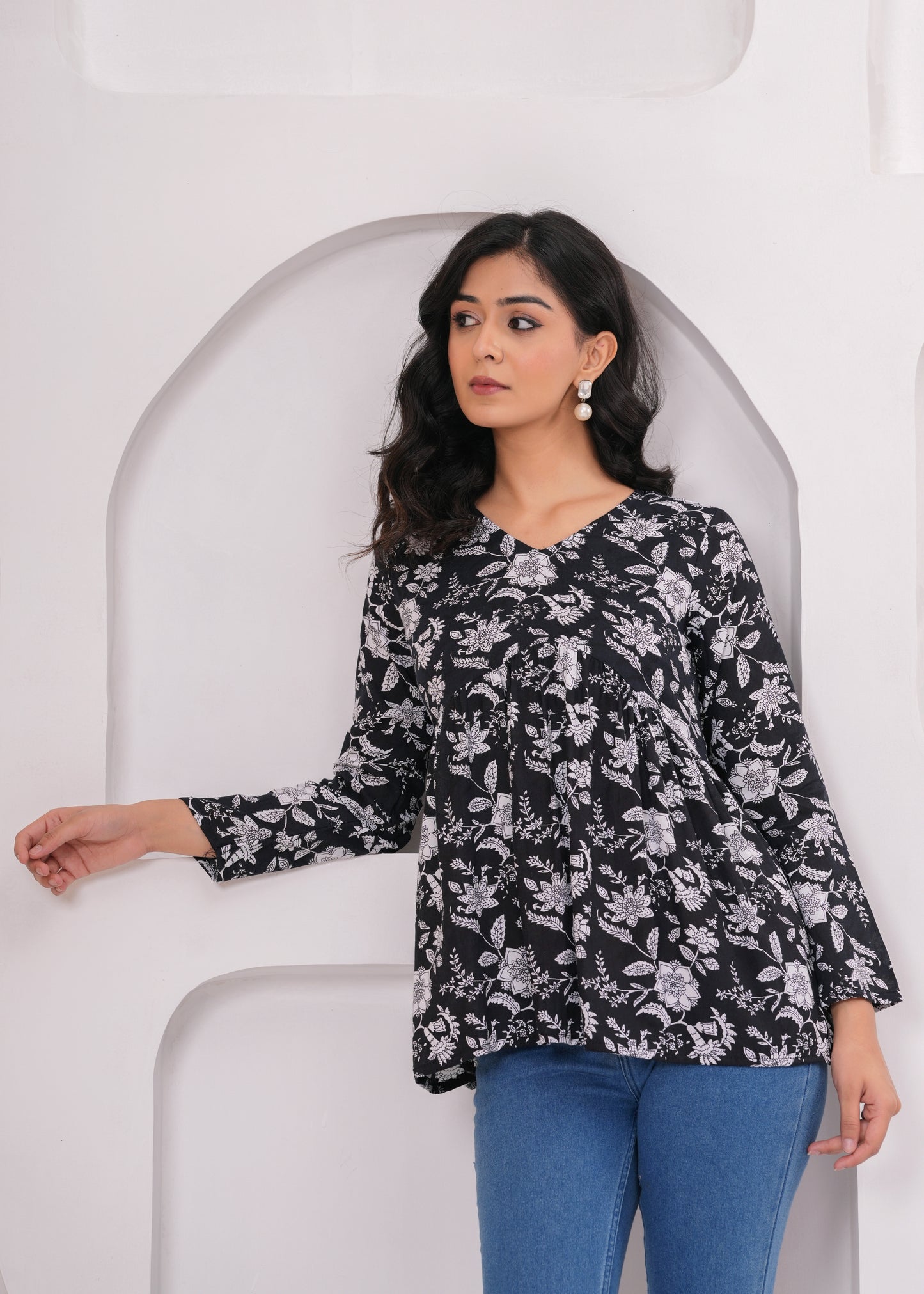 Bellnow Black Floral Printed Flared Top for Women