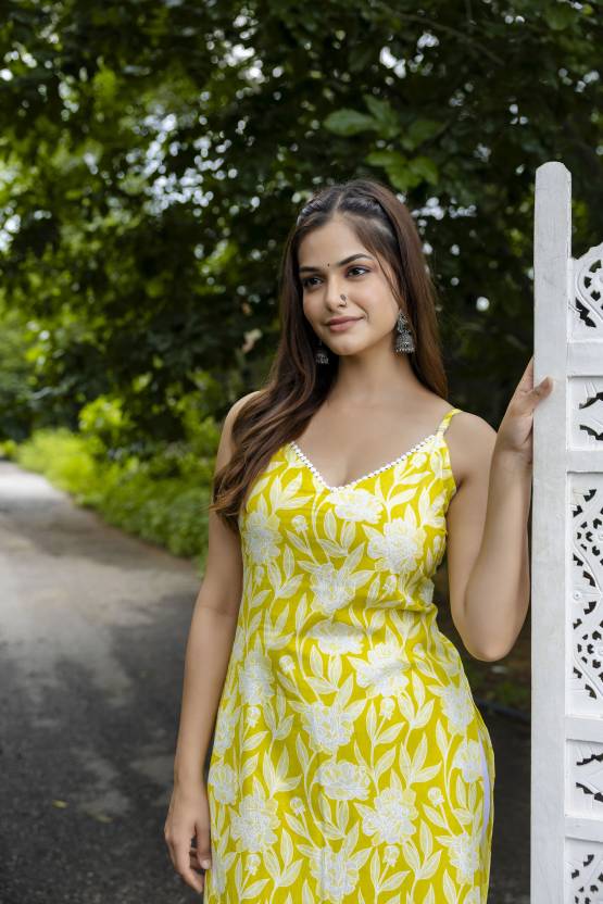 Women Floral Print Pure Cotton Straight Sleeveless Kurta