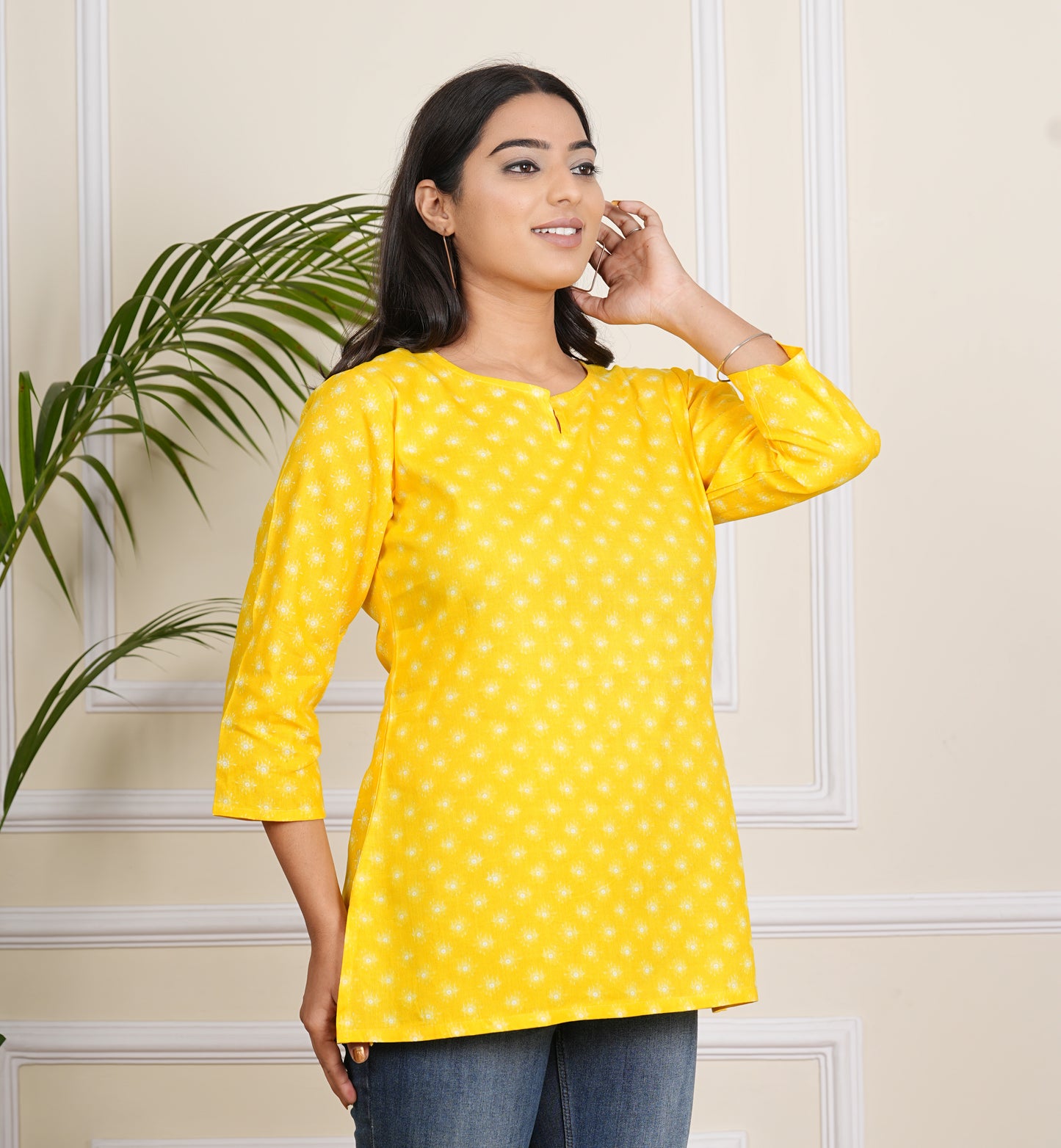 Women's Trending rayon Printed Yellow Short Kurta