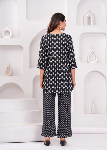 Bellnow - Chic Black & White Floral Co-ord Set