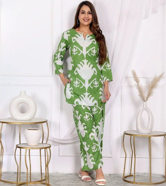 Bellnow Ethnic Ikat Co-ord Set in Fresh Green & White