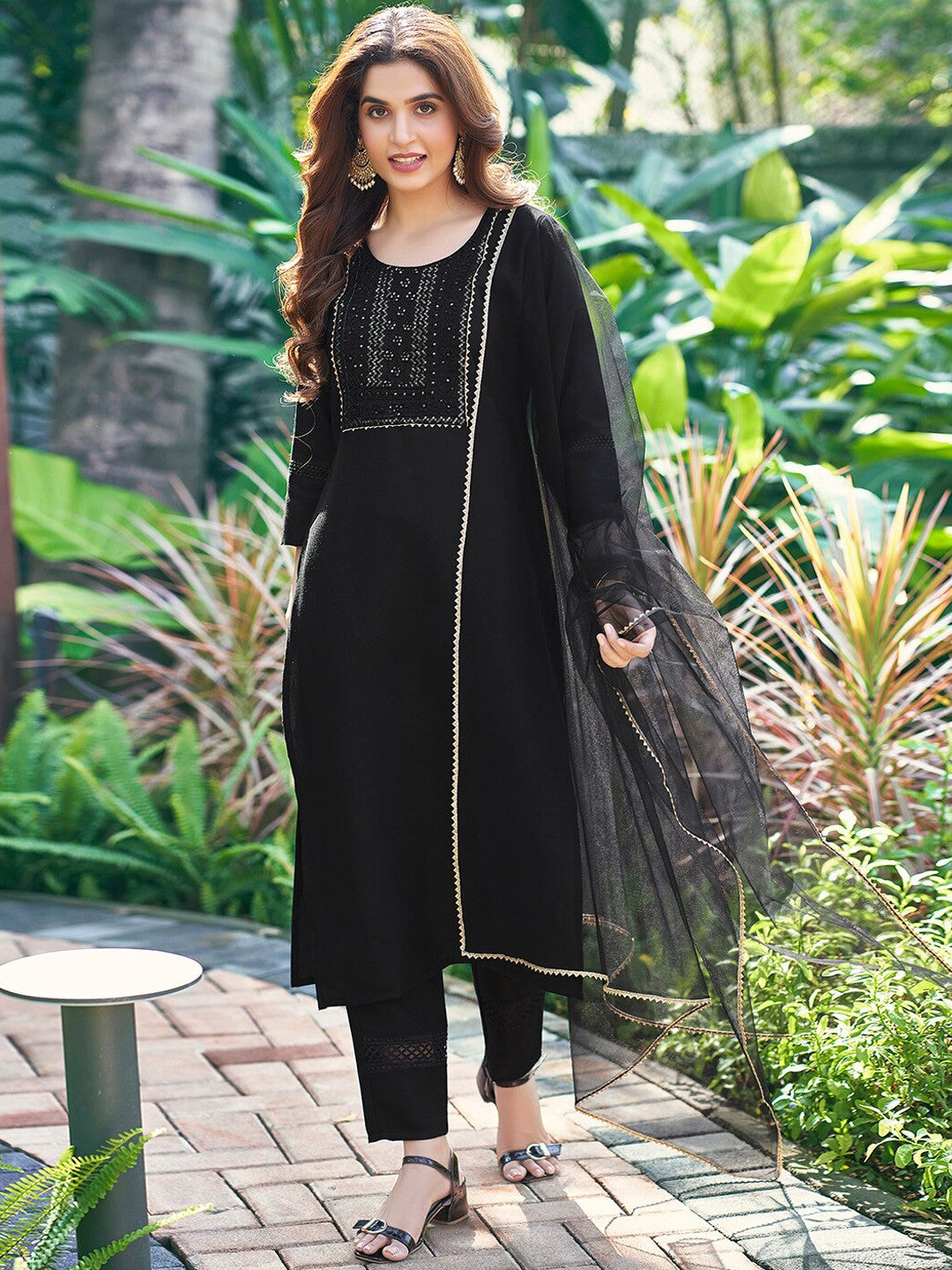 Floral Yoke Design Regular Sequinned Round Neck Kurta Pant With Dupatta Set
