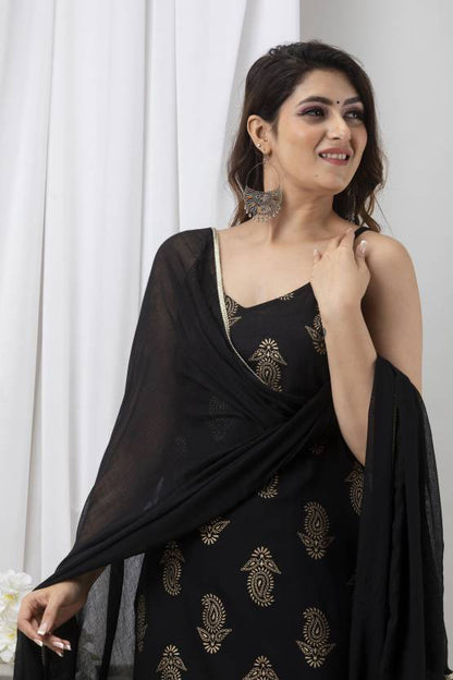Black Sleeveless Kurti Pant Set With Dupatta